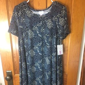 LulaRoe Carly M - NWT